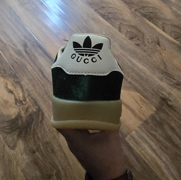Gucci x adidas size 10.5 - Picture 2 of 5